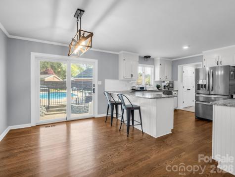102 Knoll Court Belmont NC 28012