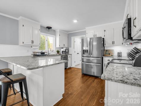 102 Knoll Court Belmont NC 28012