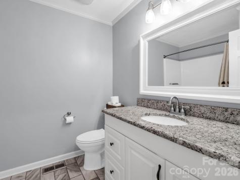 102 Knoll Court Belmont NC 28012