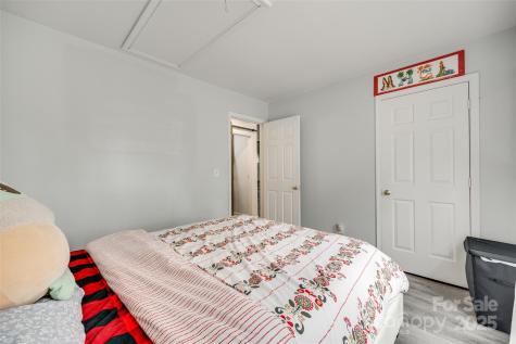 7442 Crestside Lane Charlotte NC 28227