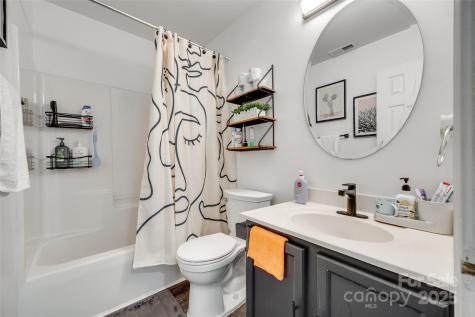 7442 Crestside Lane Charlotte NC 28227