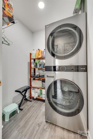 7442 Crestside Lane Charlotte NC 28227