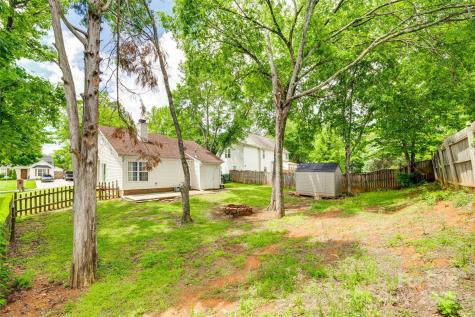7442 Crestside Lane Charlotte NC 28227
