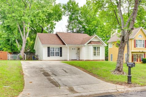 7442 Crestside Lane Charlotte NC 28227