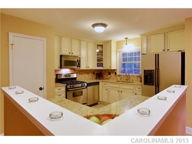 7017 Brynhurst Drive Charlotte NC 28210