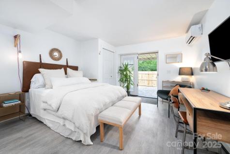 85 Lanning Avenue Asheville NC 28806