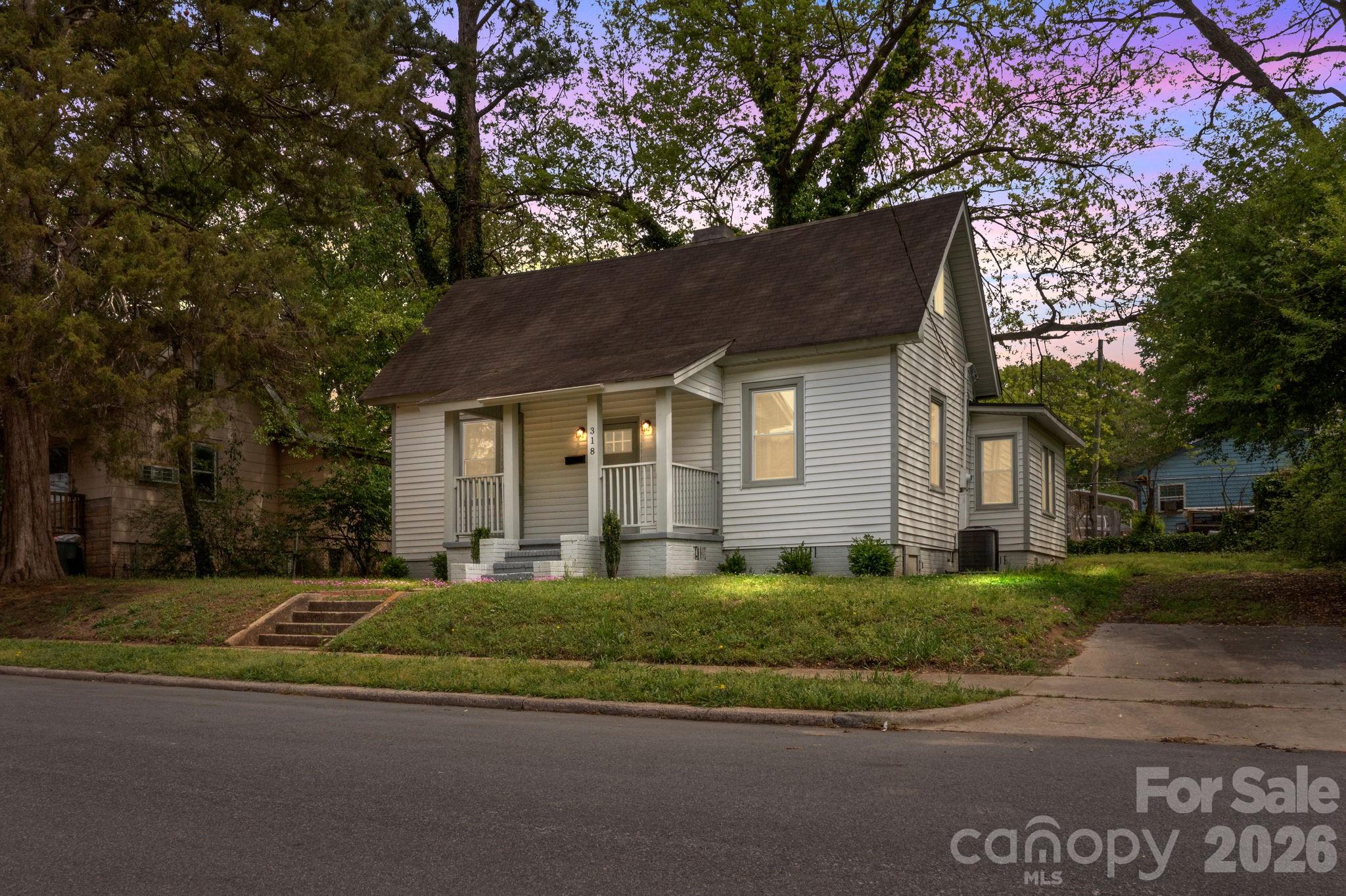 318 S Liberty Street Gastonia NC 28052
