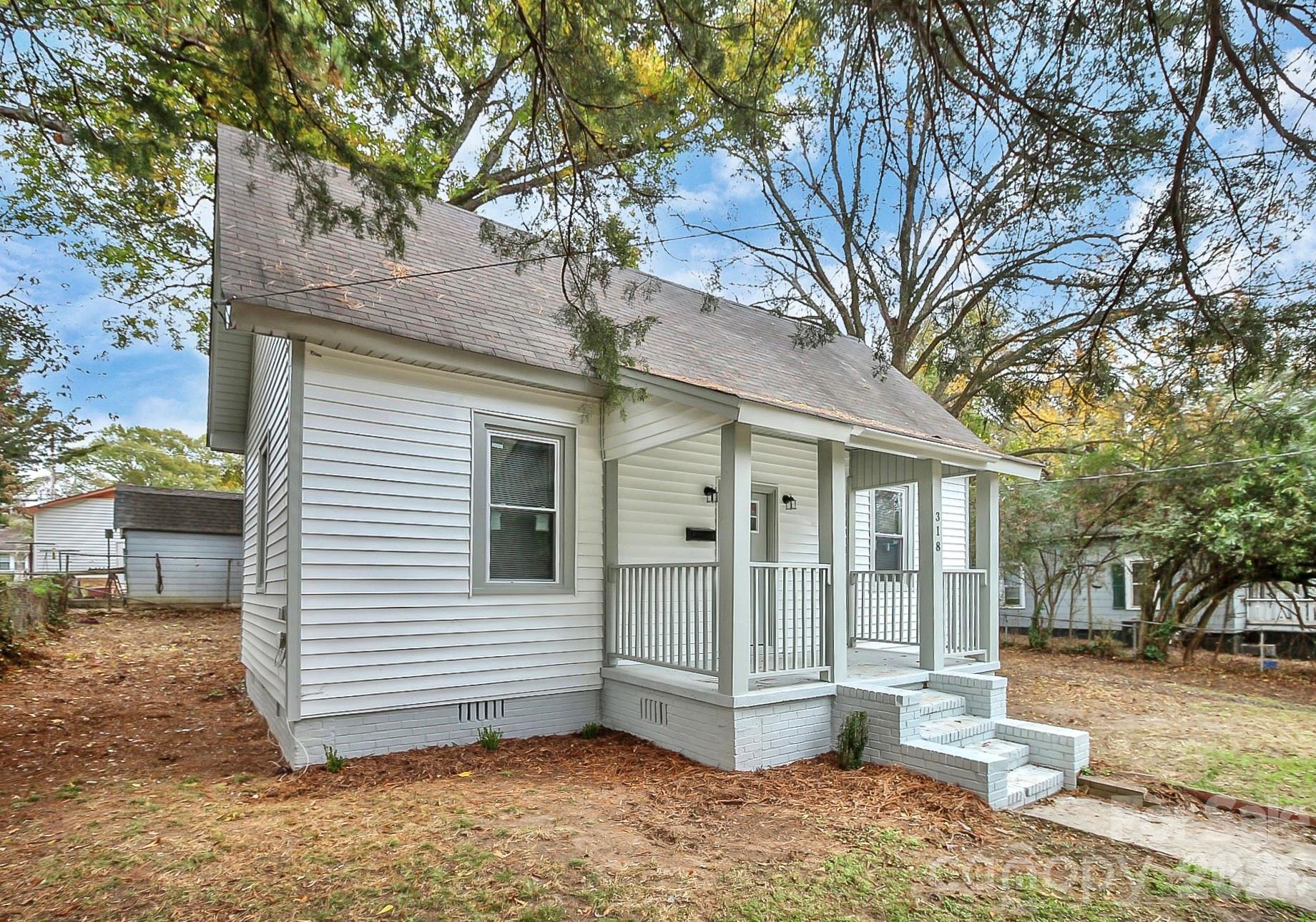 318 S Liberty Street Gastonia NC 28052
