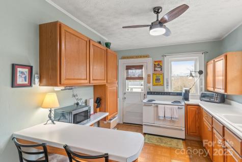 110 Carrier Street Asheville NC 28806