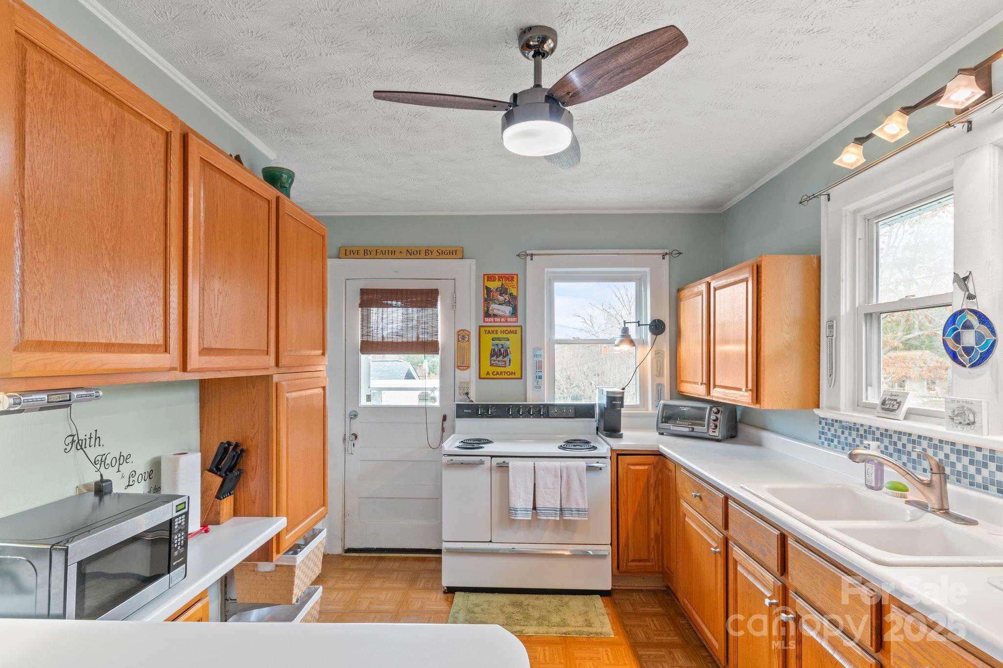 110 Carrier Street Asheville NC 28806