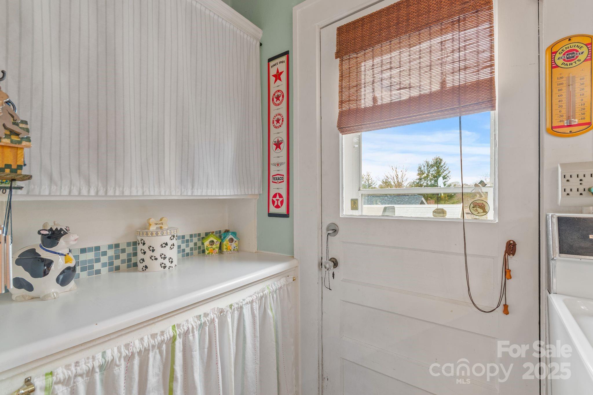 110 Carrier Street Asheville NC 28806