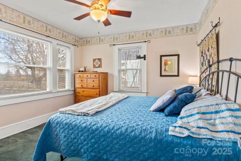 110 Carrier Street Asheville NC 28806