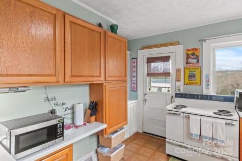 110 Carrier Street Asheville NC 28806