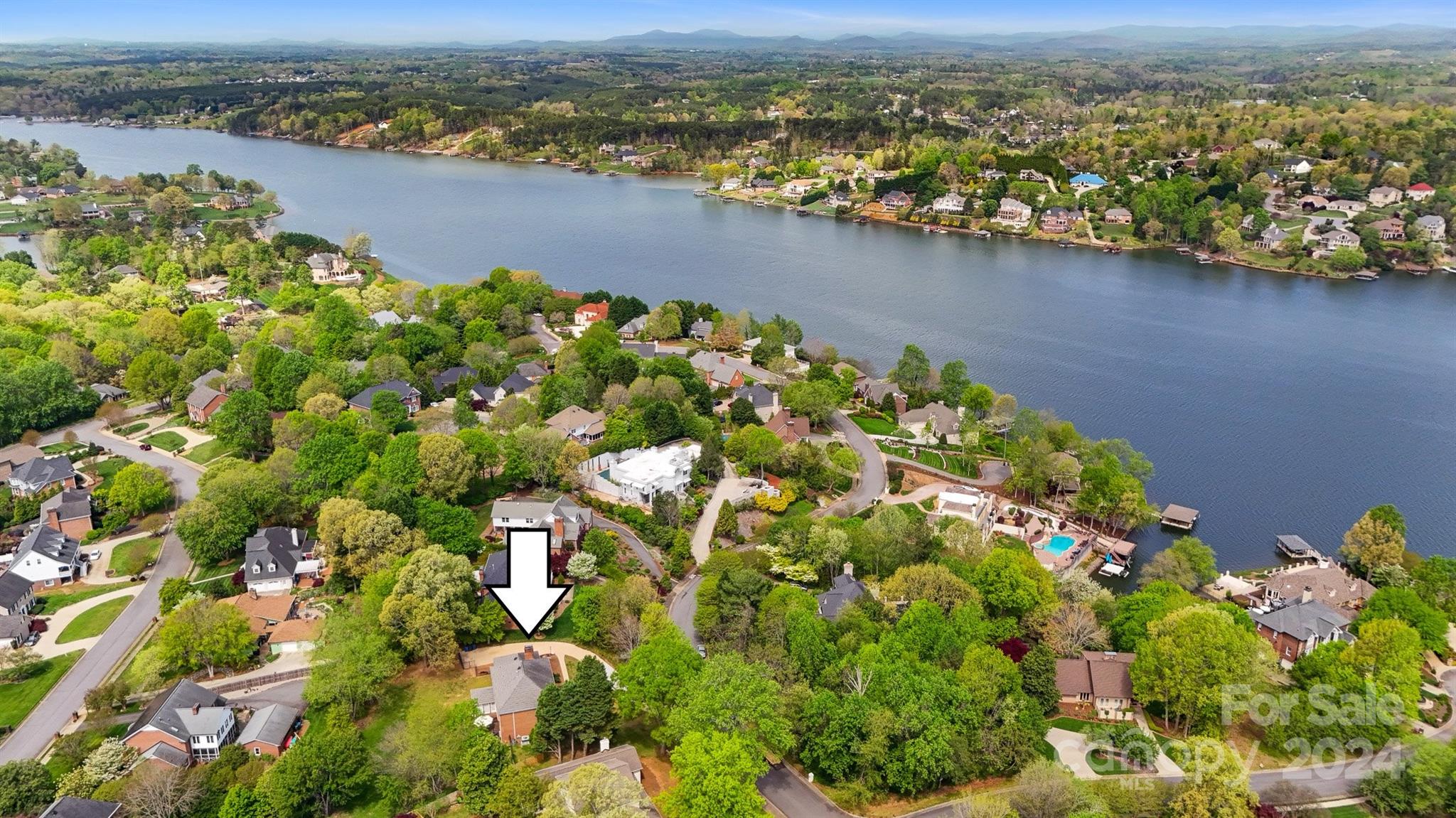415 44th Avenue Drive NW Hickory NC 28601