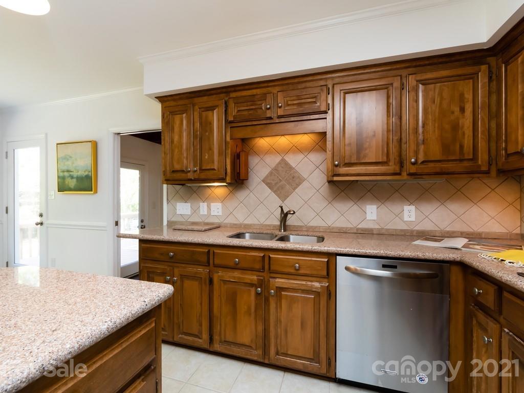 10124 Berkeley Forest Lane Charlotte NC 28277
