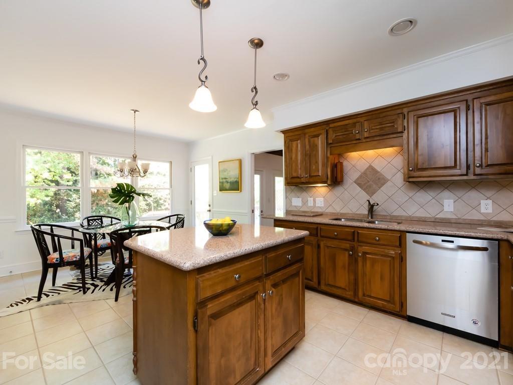 10124 Berkeley Forest Lane Charlotte NC 28277