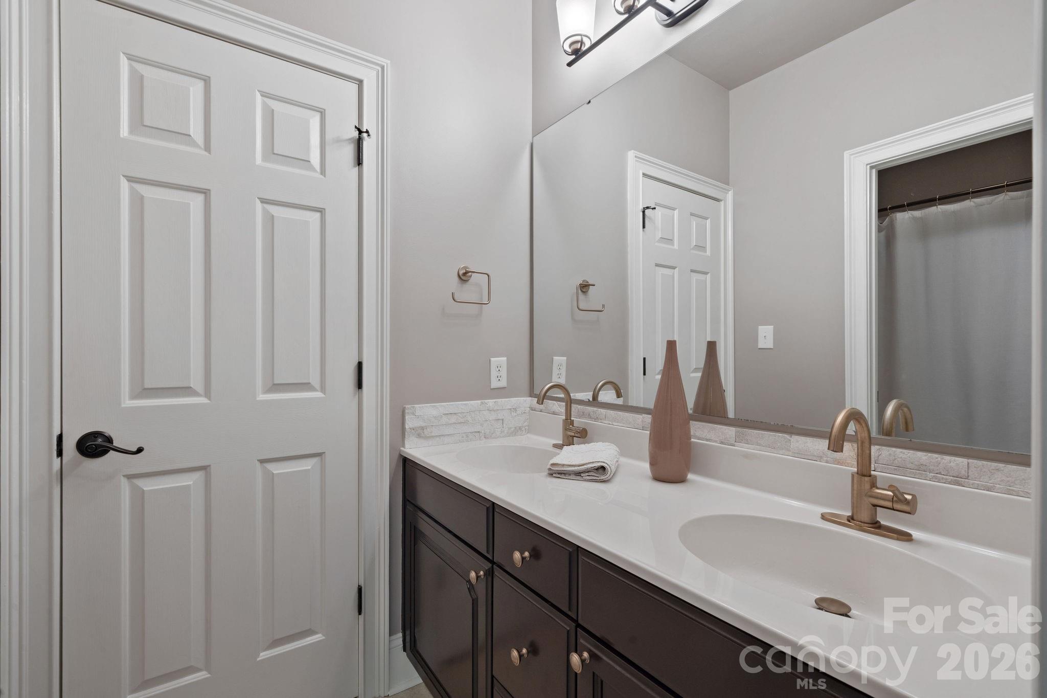 3083 Three Wood Drive Denver NC 28037