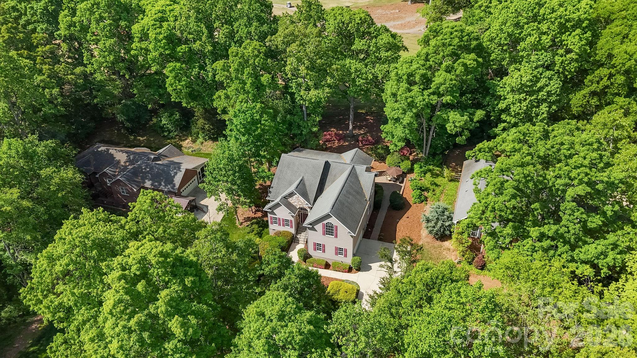 3083 Three Wood Drive Denver NC 28037