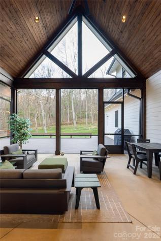 450 Barrington Drive Asheville NC 28803