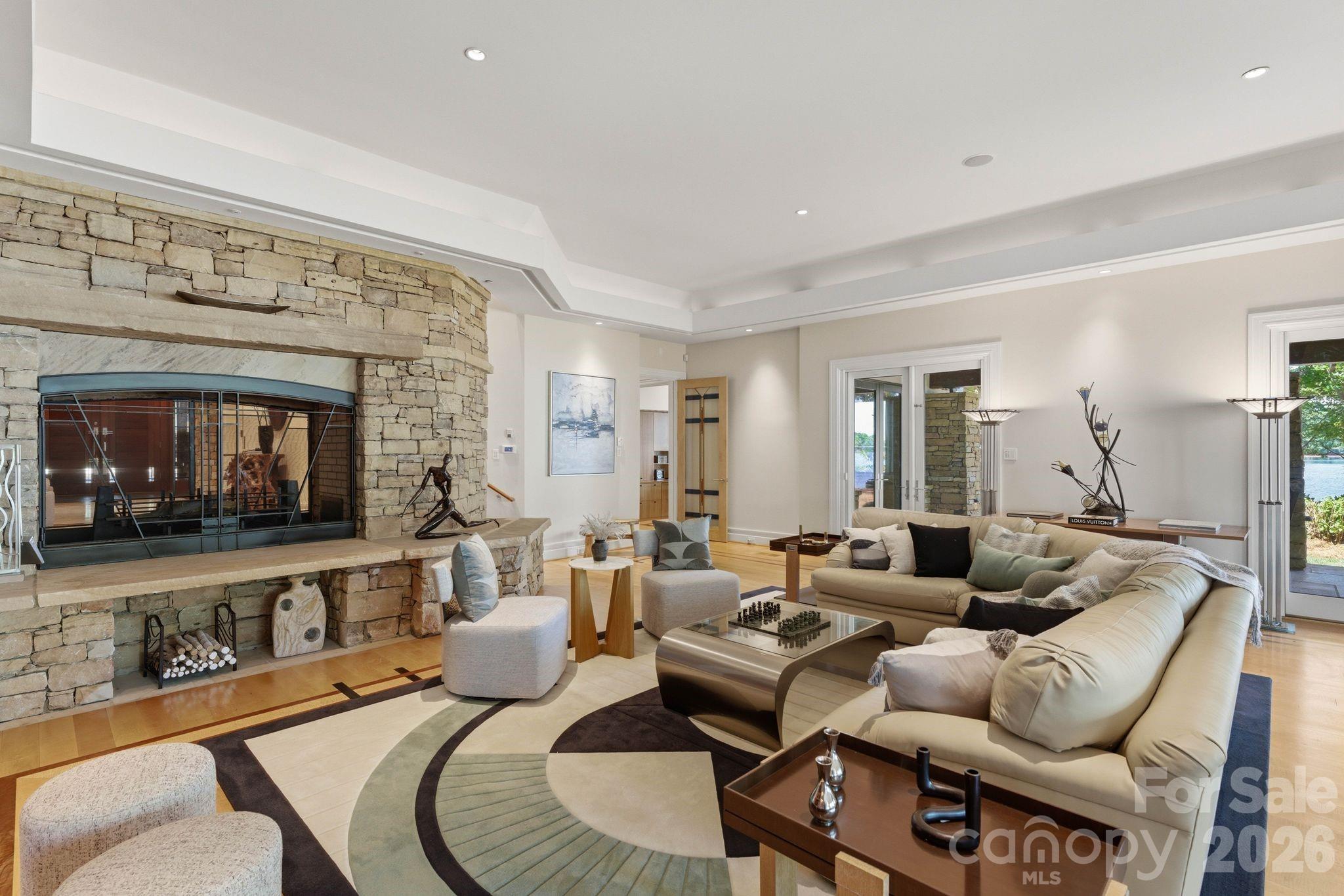 14051 Island Drive Huntersville NC 28078