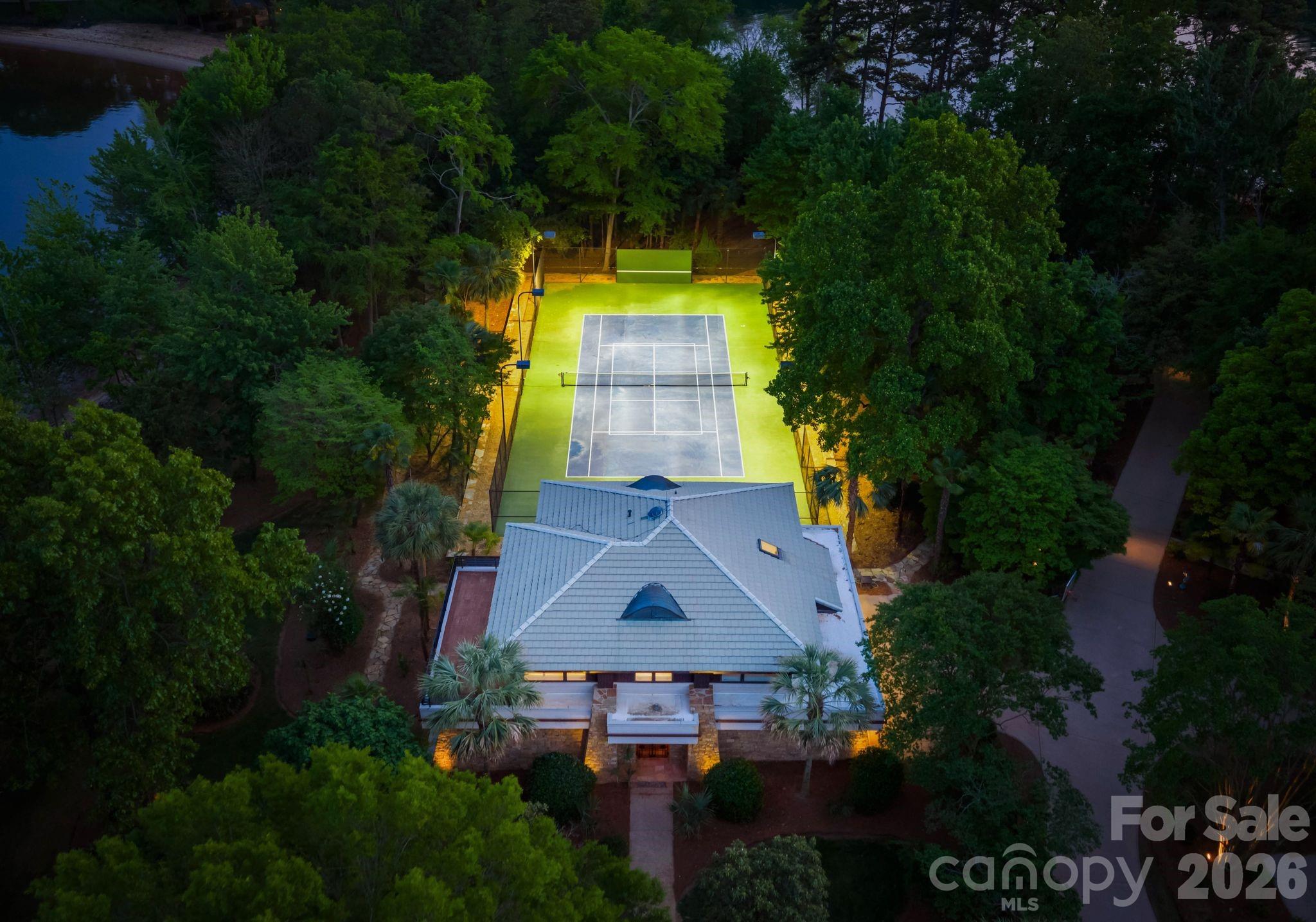 14051 Island Drive Huntersville NC 28078