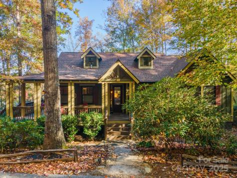 325 Hedgewood Drive Tuckasegee NC 28783