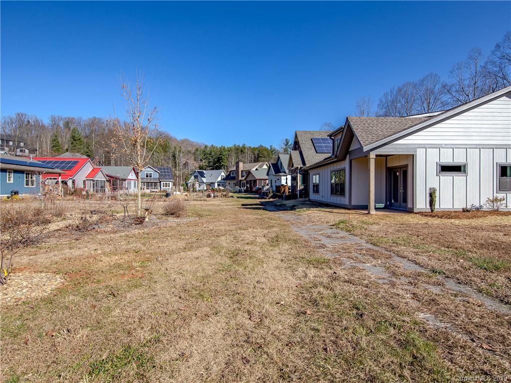34 Destination Drive Asheville NC 28806
