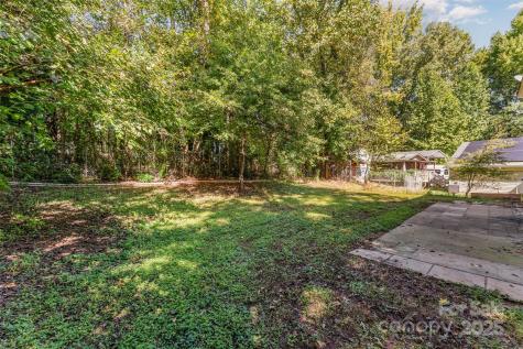 5143 Rosemede Drive Charlotte NC 28227