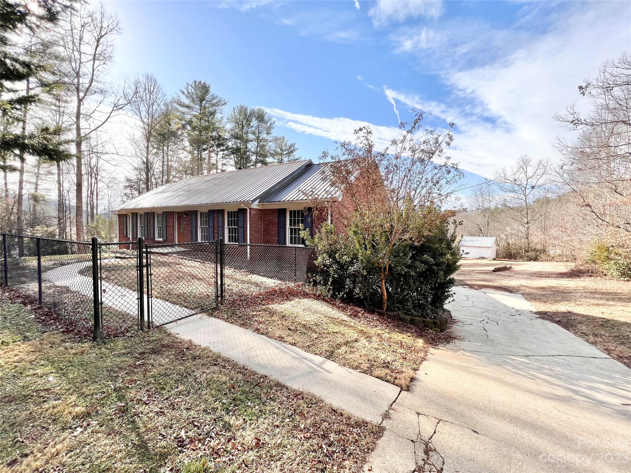 3111 Lyndhurst Drive Lenoir NC 28645
