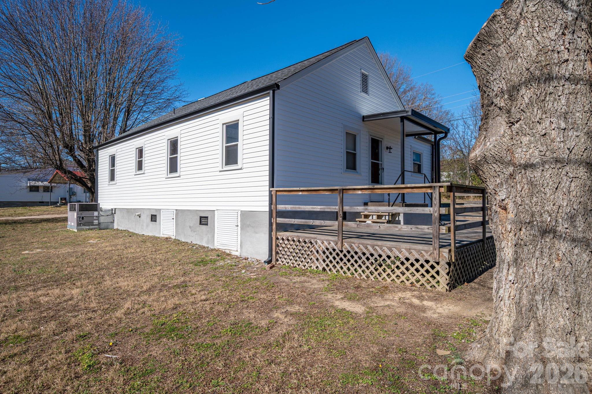 1203 W Gold Street Extension Kings Mountain NC 28086