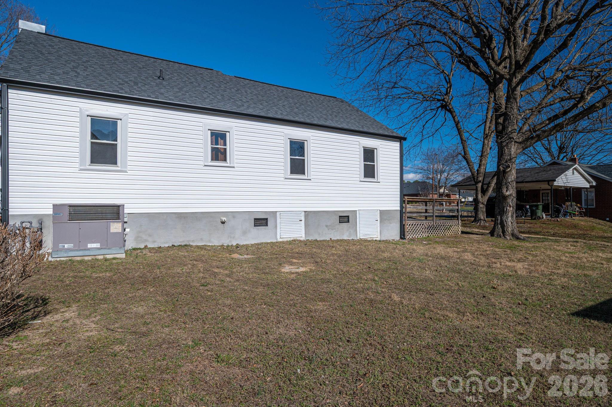 1203 W Gold Street Extension Kings Mountain NC 28086