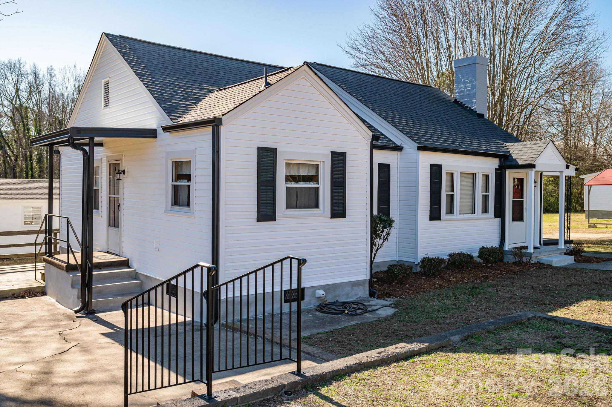 1203 W Gold Street Extension Kings Mountain NC 28086