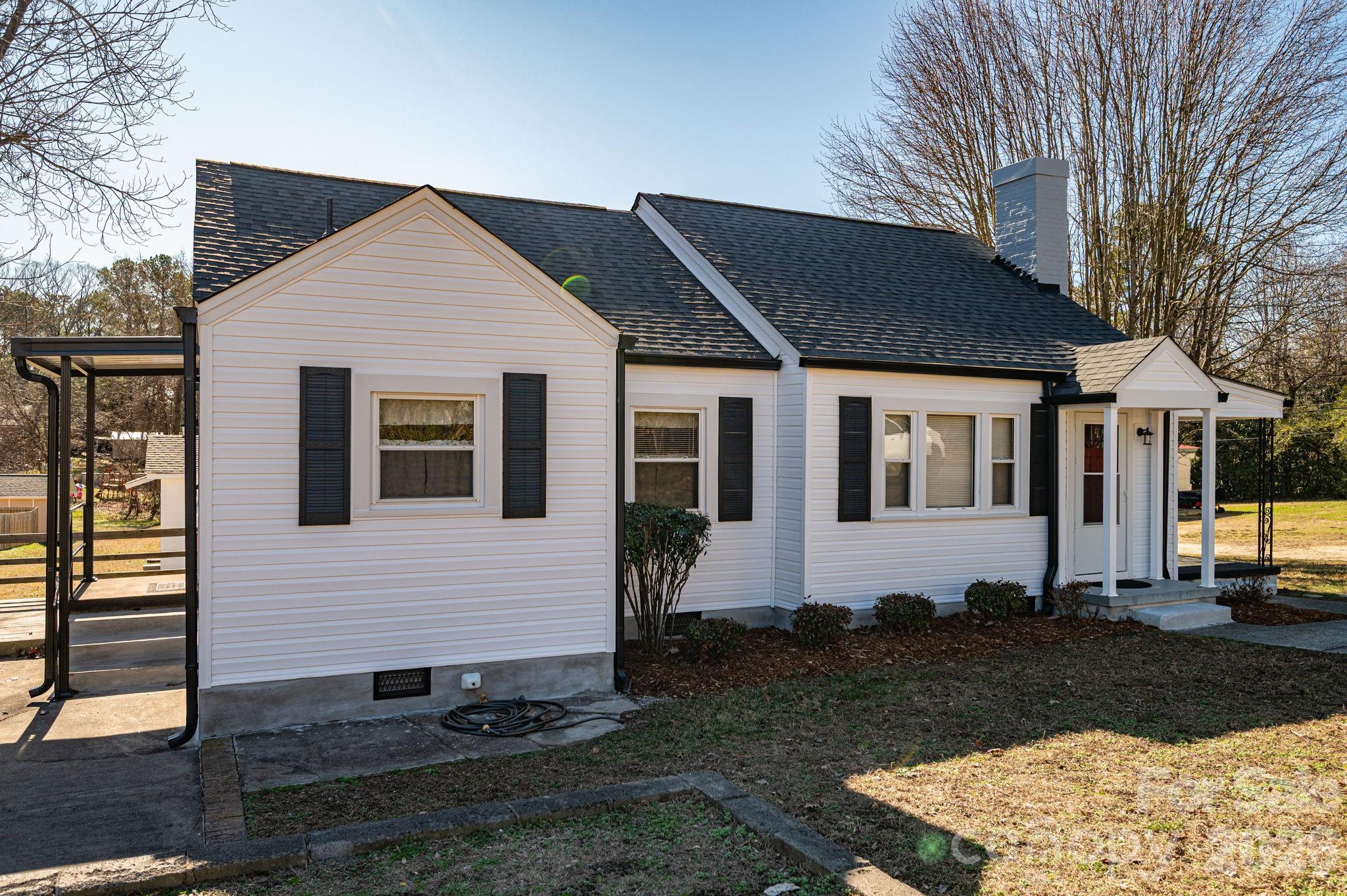 1203 W Gold Street Extension Kings Mountain NC 28086