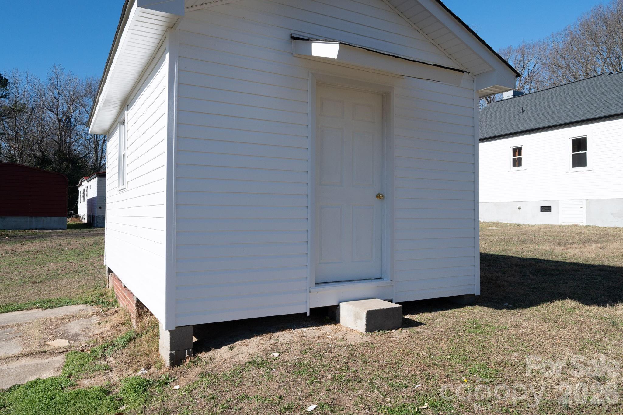1203 W Gold Street Extension Kings Mountain NC 28086