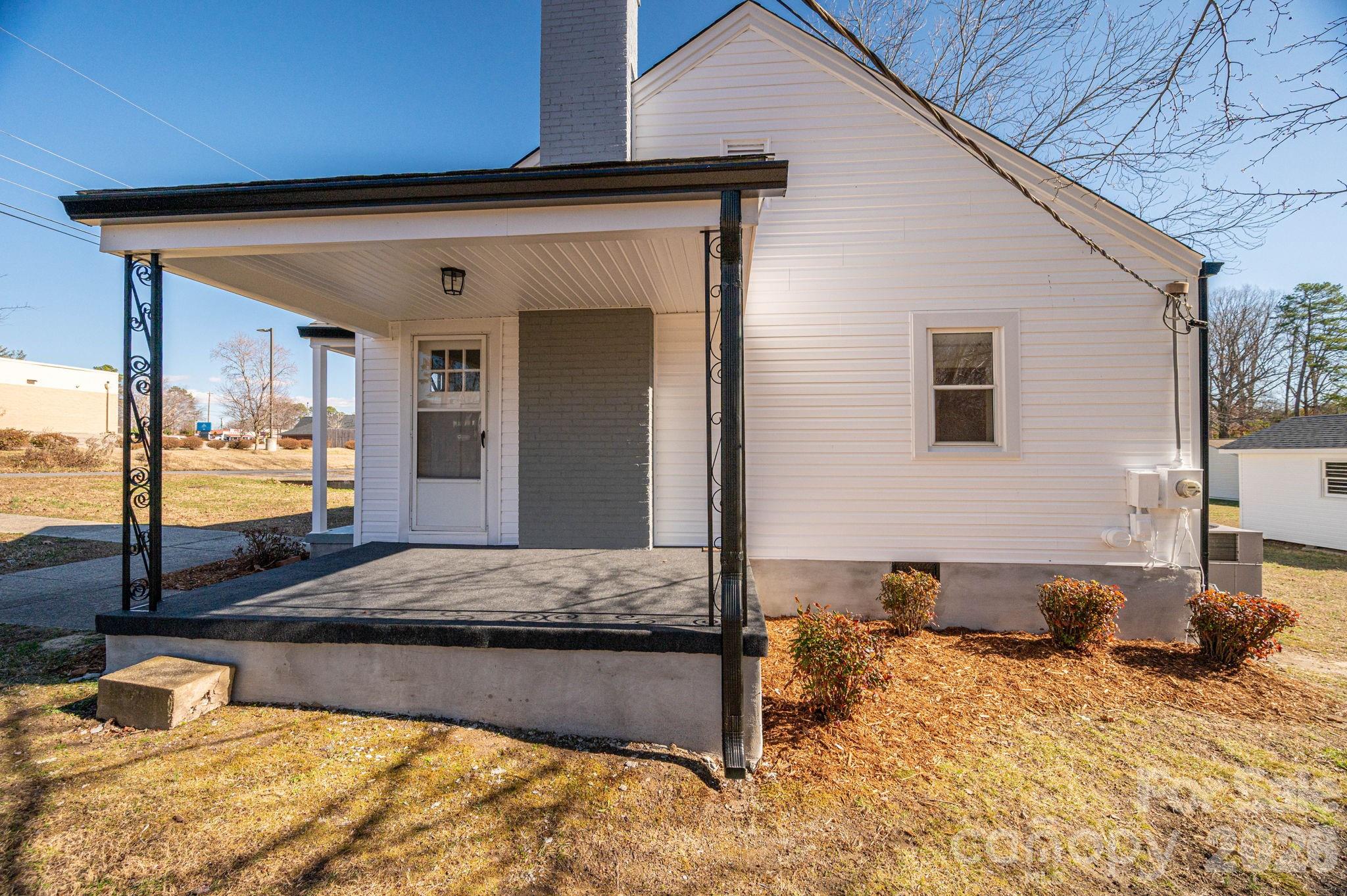 1203 W Gold Street Extension Kings Mountain NC 28086