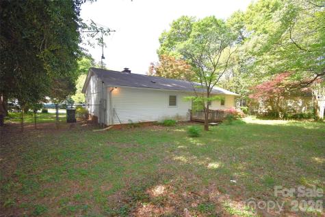 502 W Henry Street Belmont NC 28012