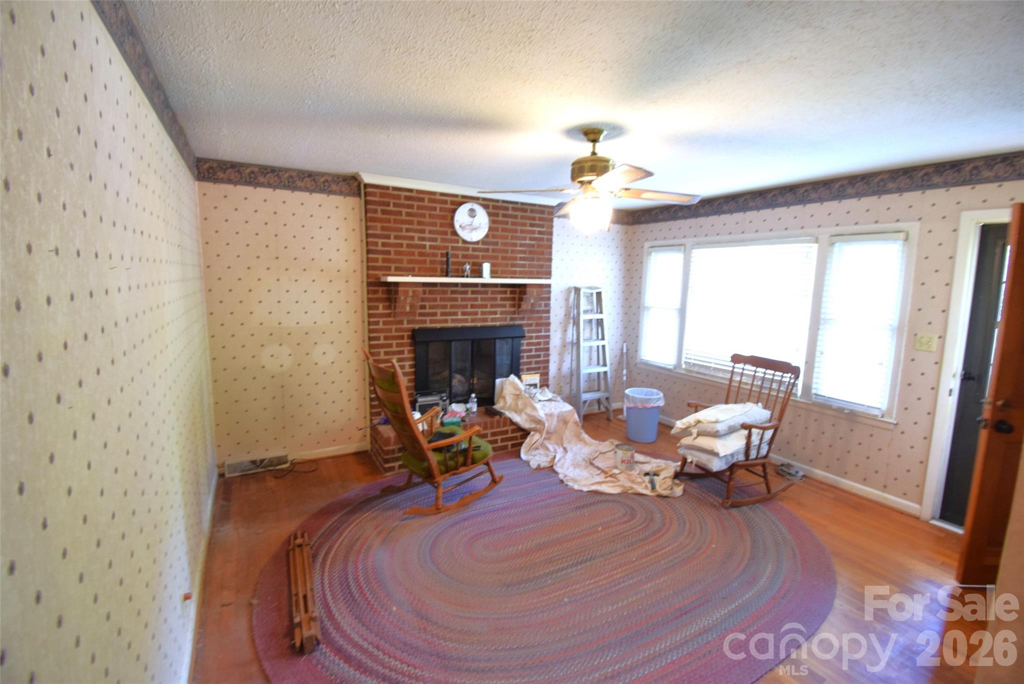 502 W Henry Street Belmont NC 28012