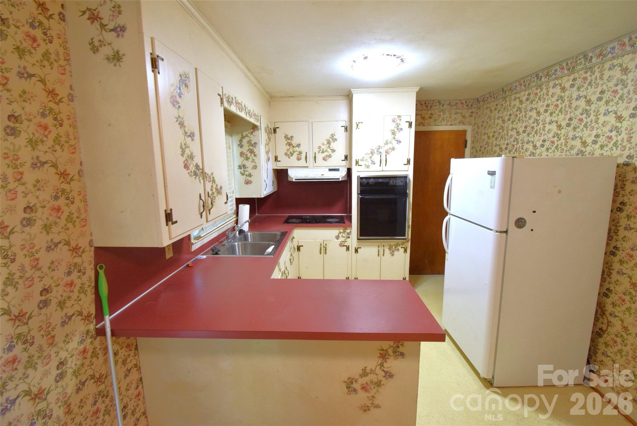 502 W Henry Street Belmont NC 28012