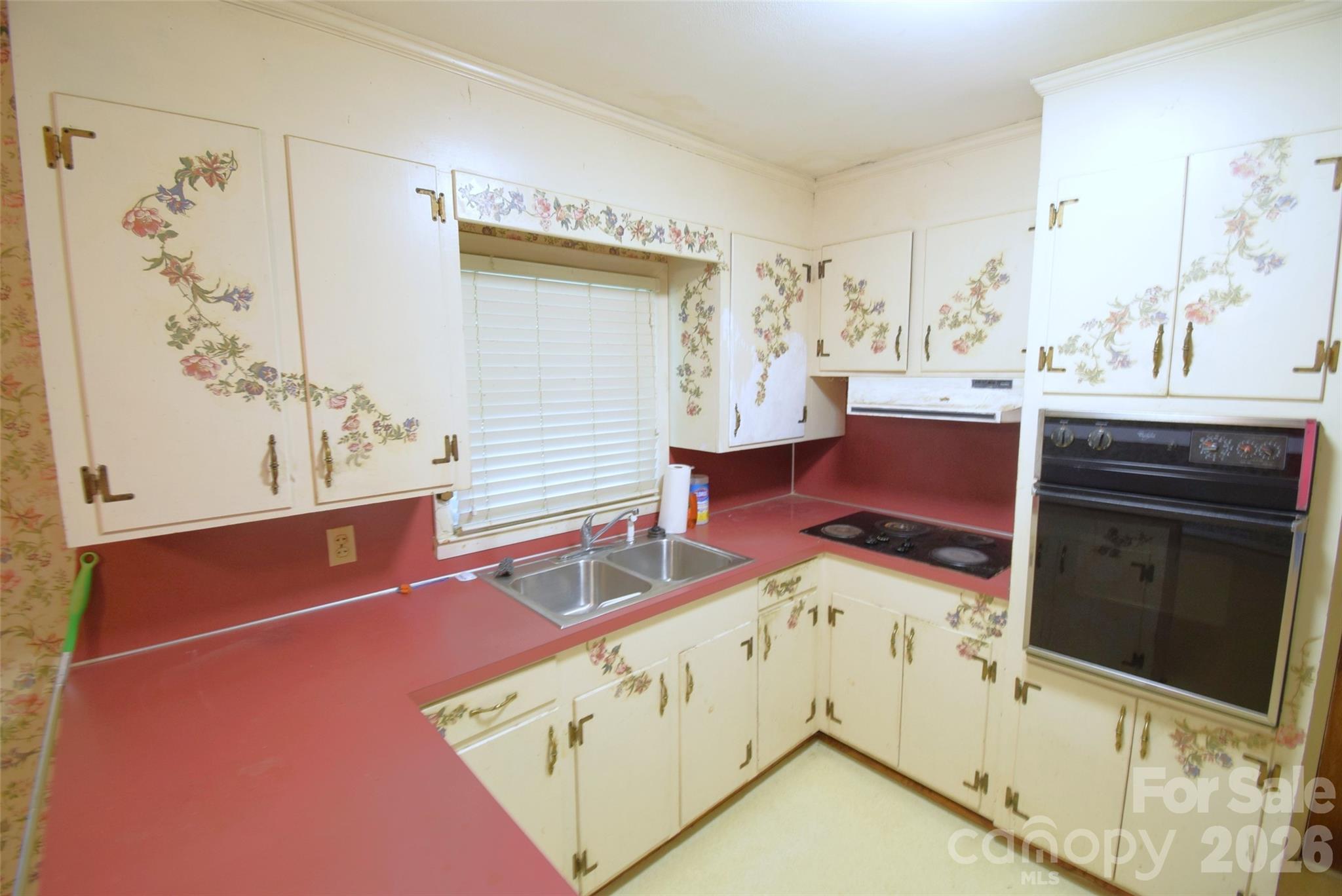 502 W Henry Street Belmont NC 28012