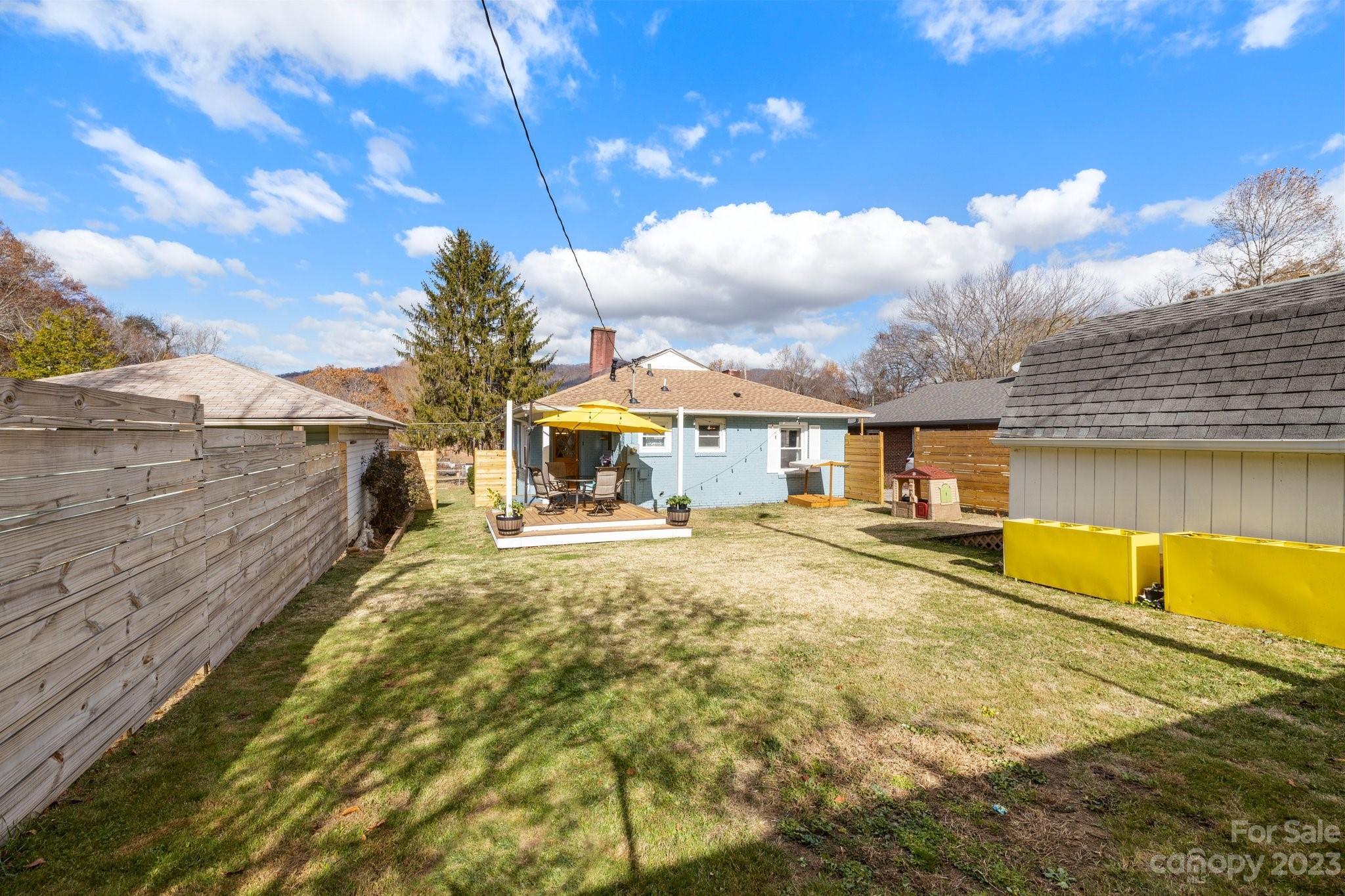 102 Campbell Street Swannanoa NC 28778