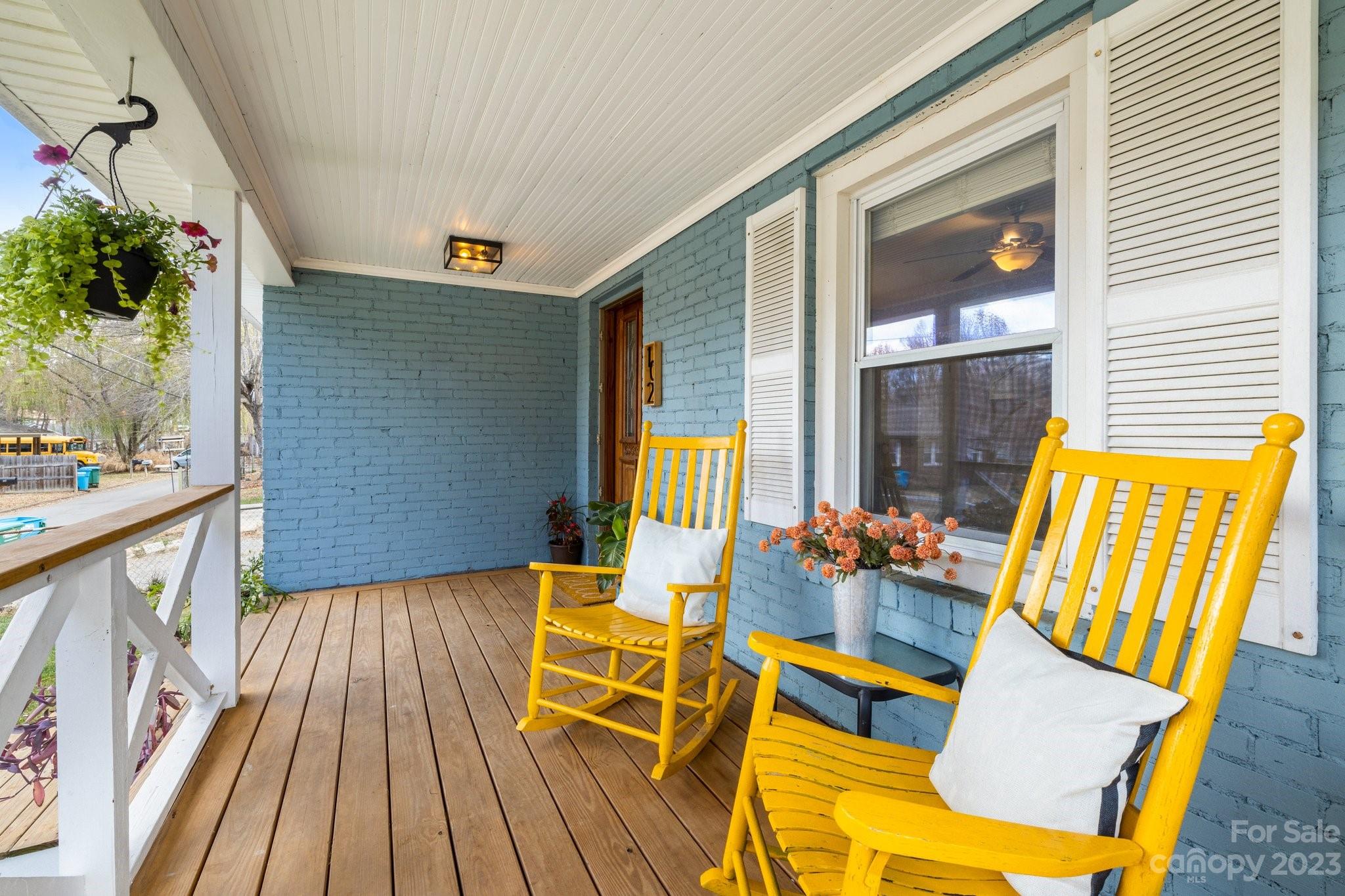 102 Campbell Street Swannanoa NC 28778
