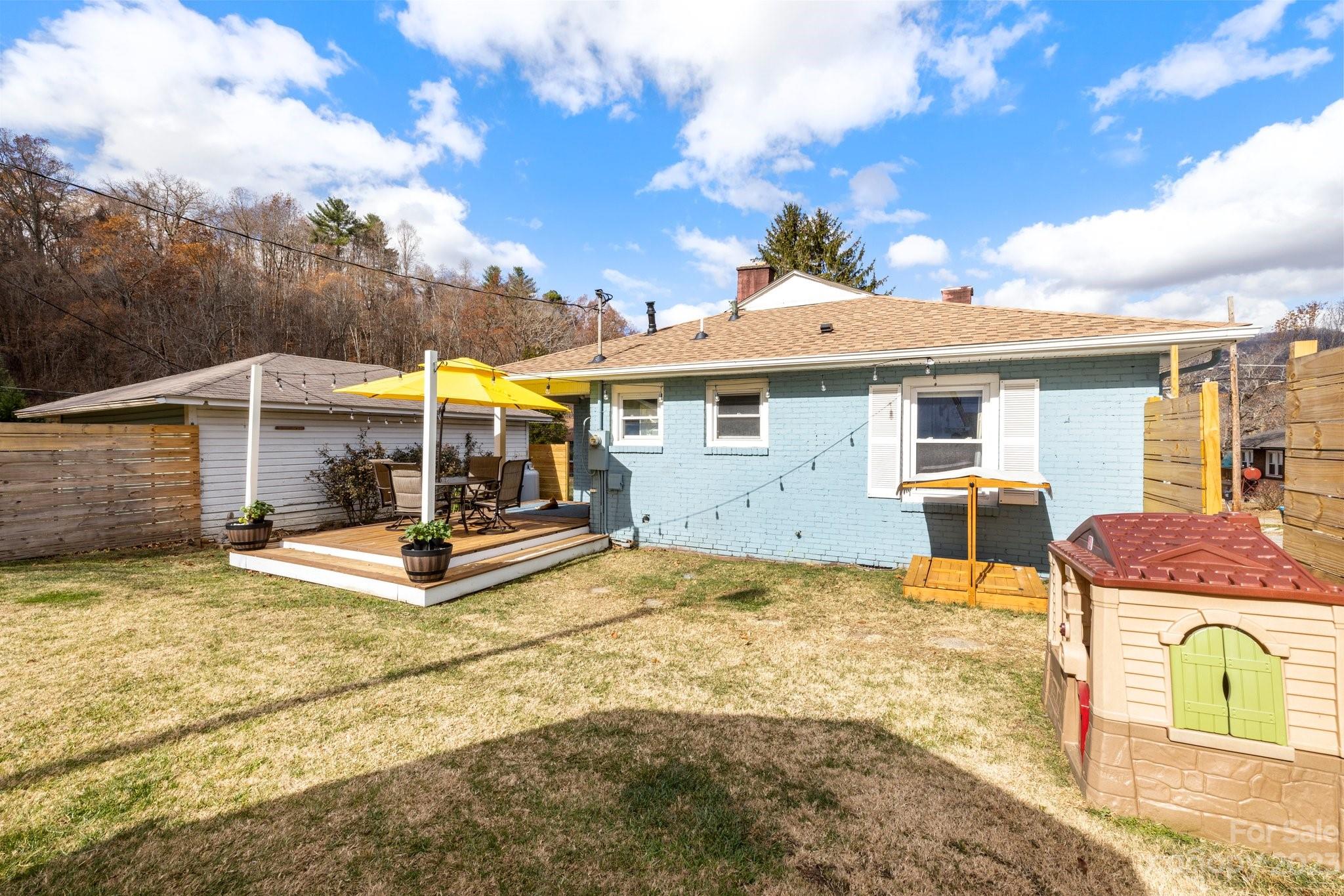 102 Campbell Street Swannanoa NC 28778