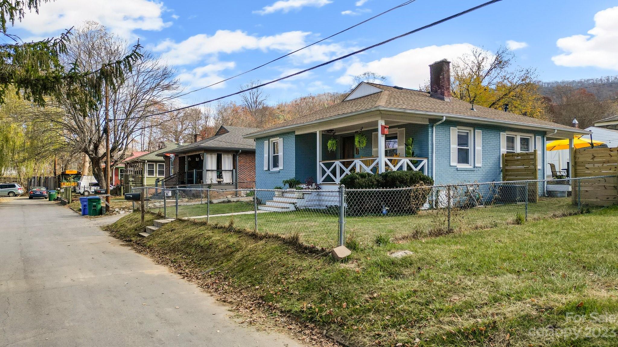 102 Campbell Street Swannanoa NC 28778