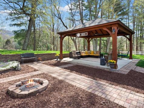 223 Fairway Terrace Canton NC 28716