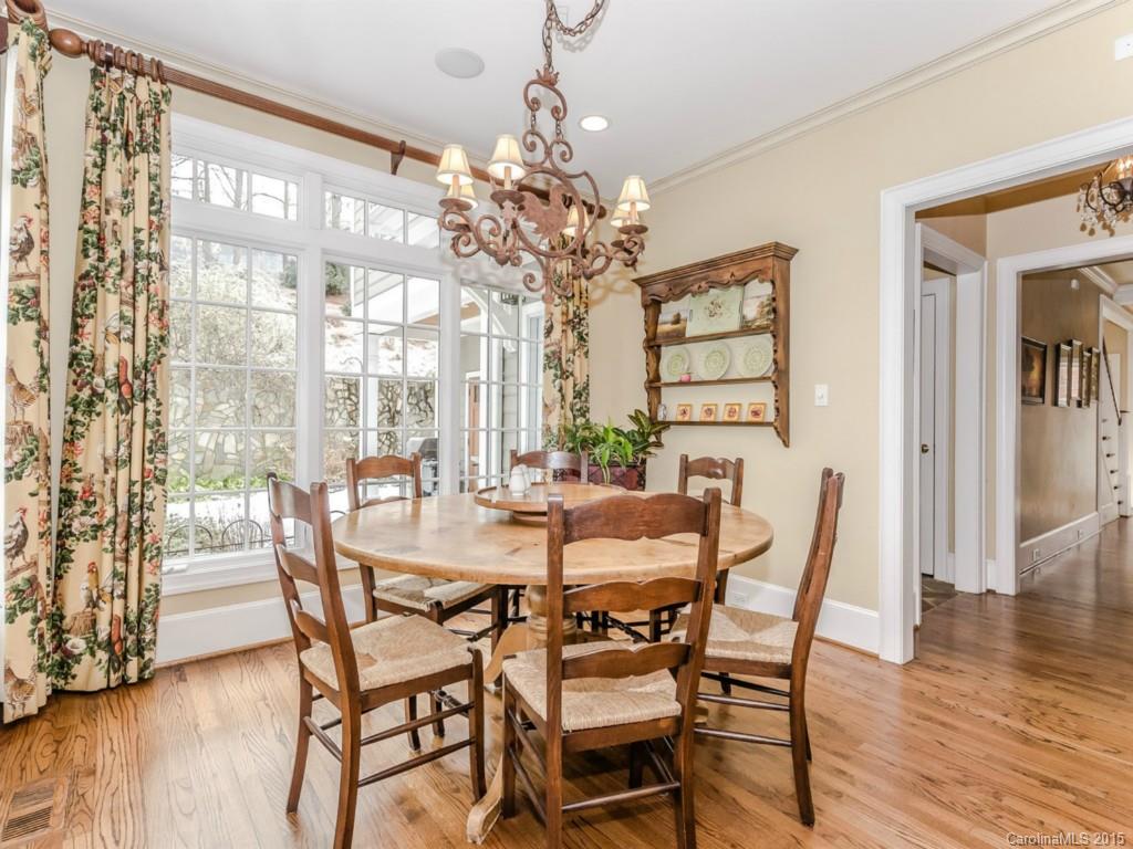 3933 Ayscough Road Charlotte NC 28211
