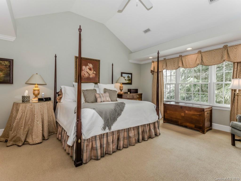 3933 Ayscough Road Charlotte NC 28211