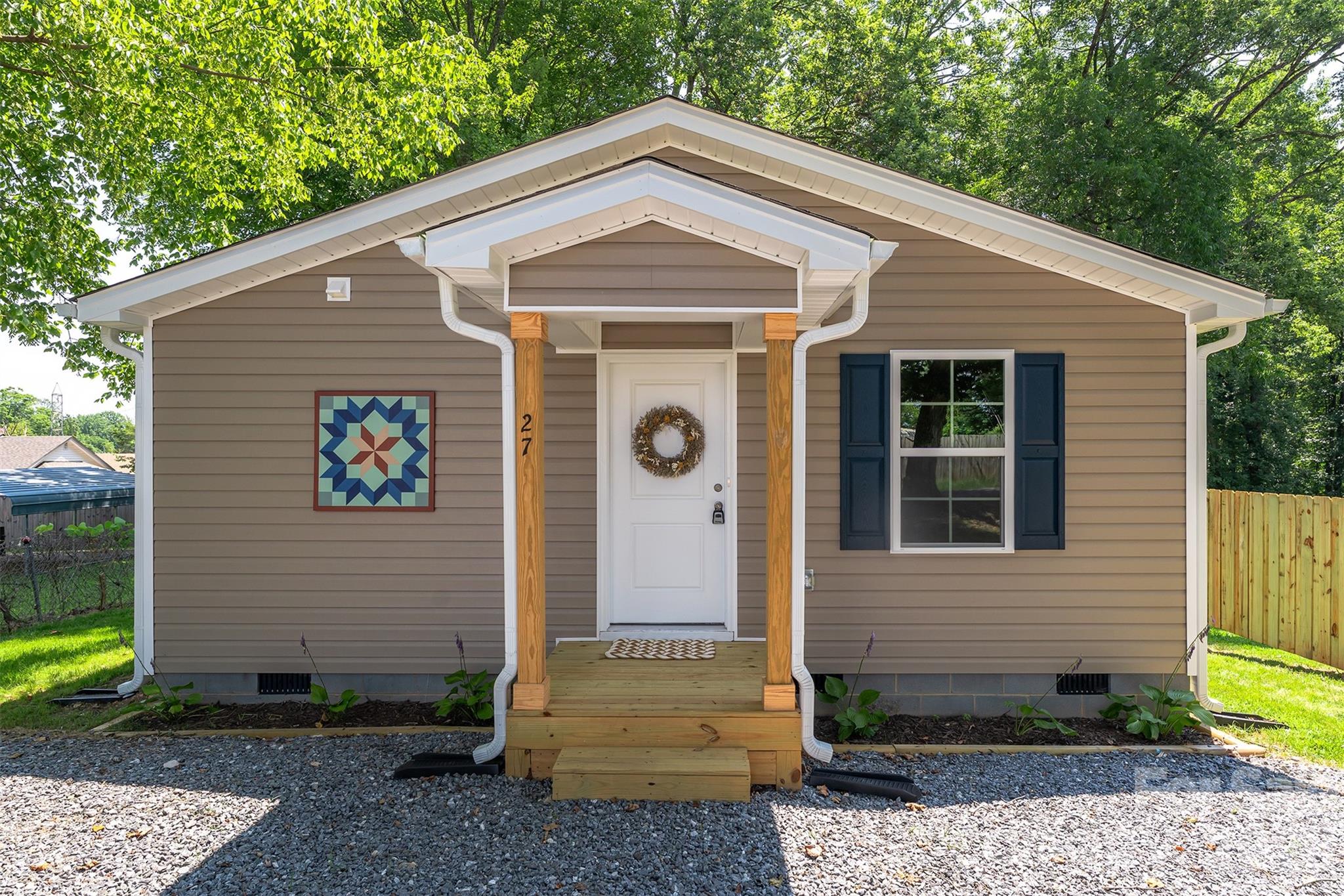 27 Forest Park Road Marion NC 28752