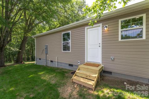 27 Forest Park Road Marion NC 28752