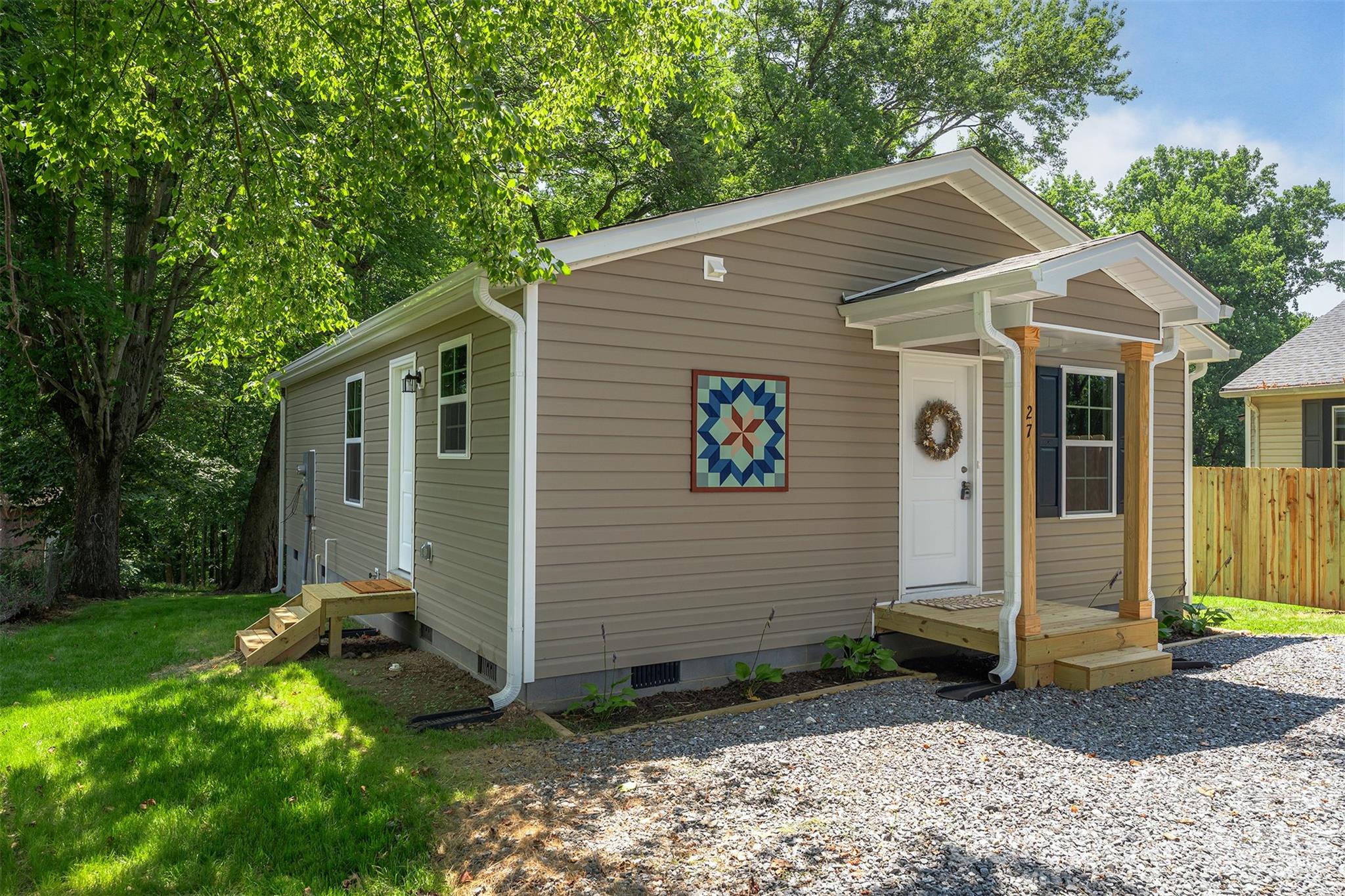 27 Forest Park Road Marion NC 28752