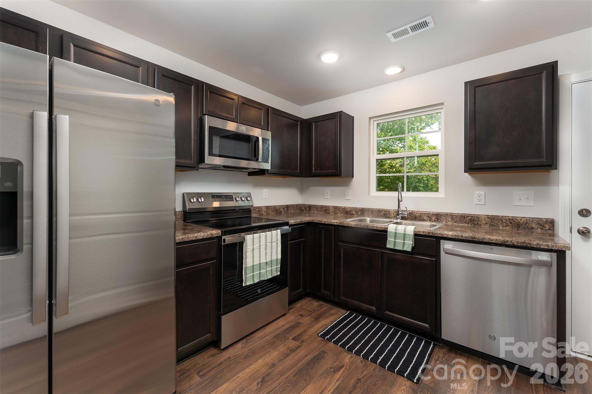27 Forest Park Road Marion NC 28752